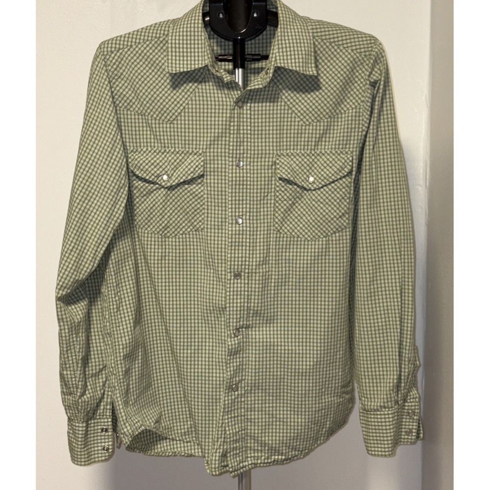 Carbon Classic Fit Men's Medium Pearl Snap Button‎ Up Plaid Shirt Long Sleeve